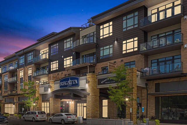 875 Lake St N Unit 402, Wayzata, MN 55391 - view of property