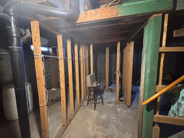 view of unfinished basement