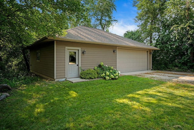 view of detached garage