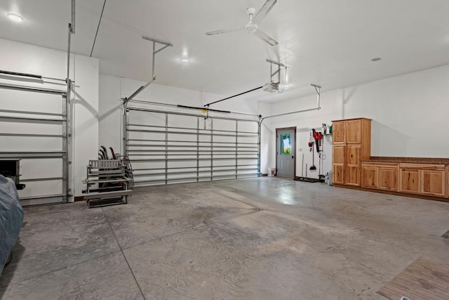 garage featuring a ceiling fan