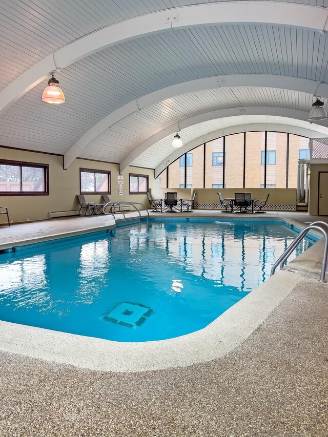 5440 Three Points Blvd Unit 513, Mound, MN 55364 - view of indoor community pool