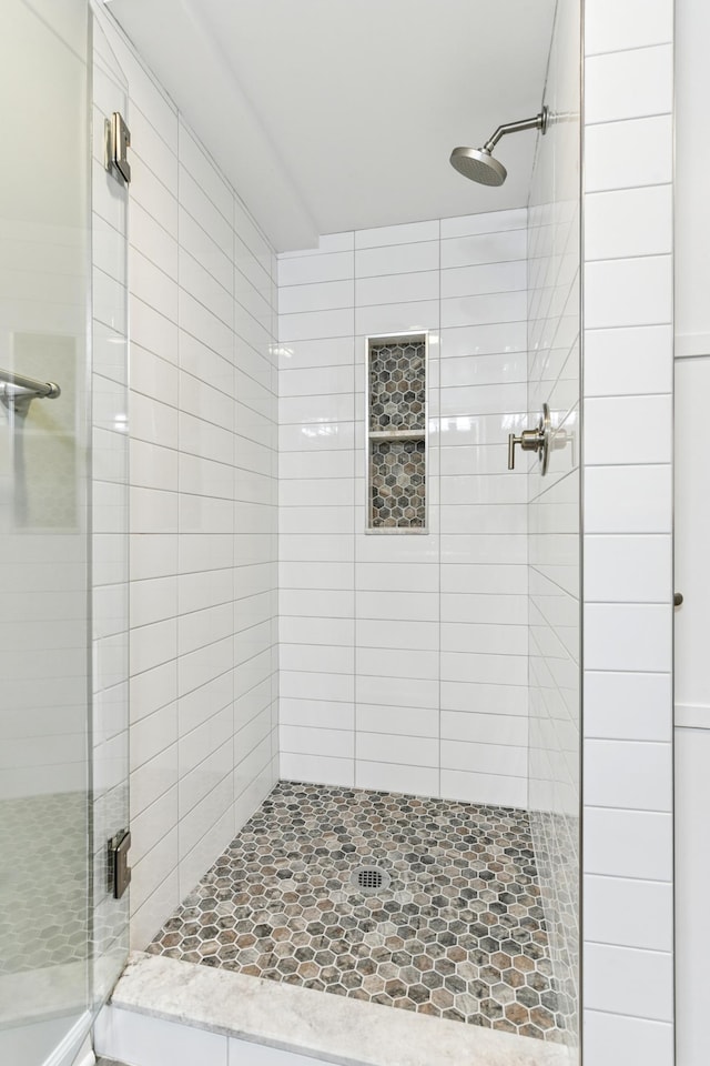 5824 10th Ave S, Minneapolis, MN 55417 - full bathroom featuring a stall shower