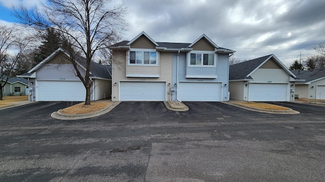 view of front of home with driveway