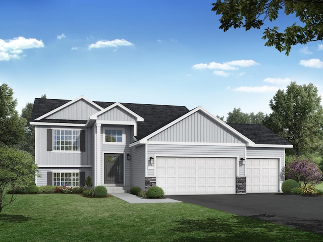 view of front of home featuring roof with shingles, board and batten siding, a front yard, a garage, and driveway