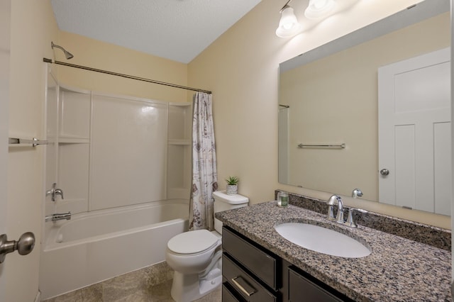 full bath with vanity, a textured ceiling, toilet, and shower / bath combo with shower curtain