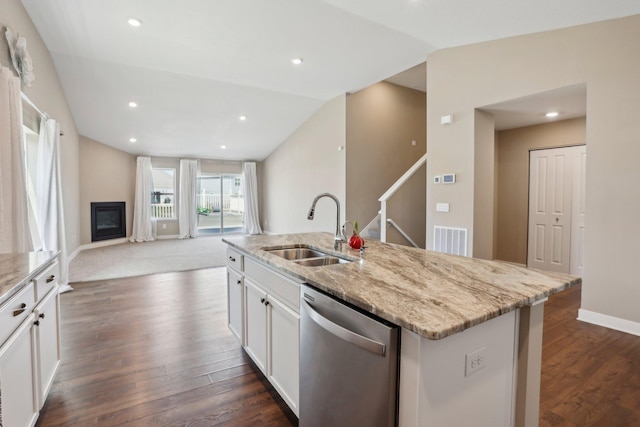 7295 Parson Ct NE, Otsego, MN 55330 - kitchen featuring white cabinetry, a sink, visible vents, dark wood-style floors, and dishwasher