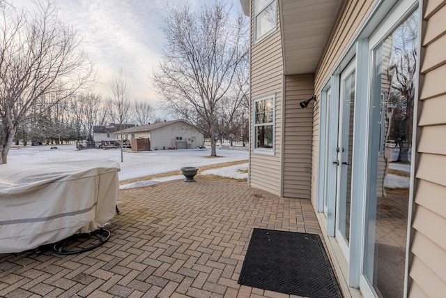 view of patio featuring a residential view