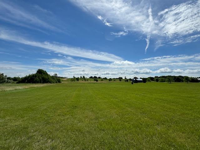 view of nature featuring a rural view