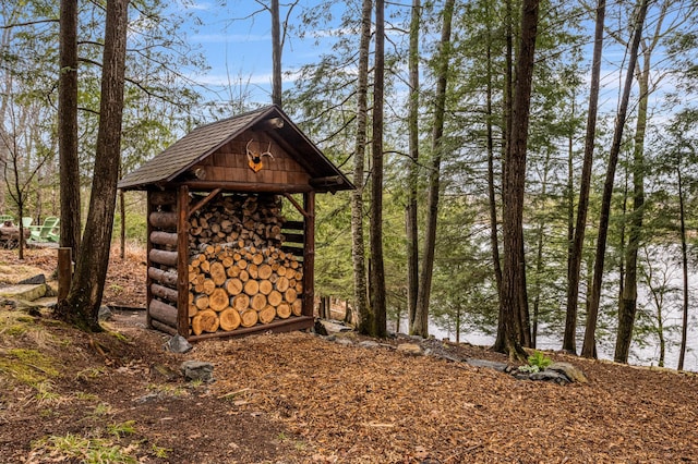 view of outdoor structure