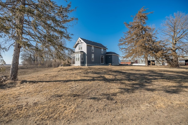 view of home's exterior