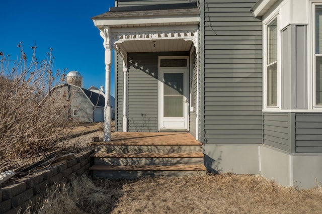 view of property entrance