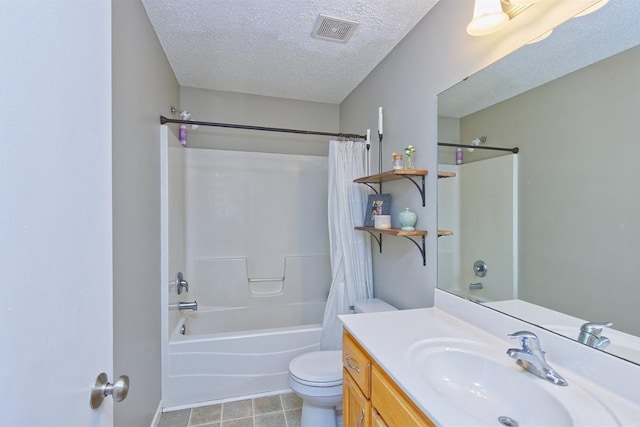 full bath with shower / bath combination with curtain, visible vents, toilet, a textured ceiling, and vanity