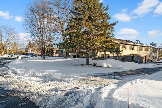 view of front facade featuring an attached garage