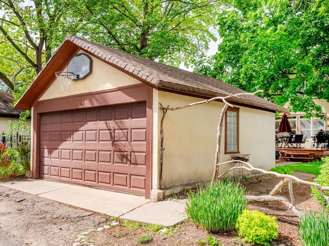 1286 Fairmount Ave, Saint Paul, MN 55105 - view of garage