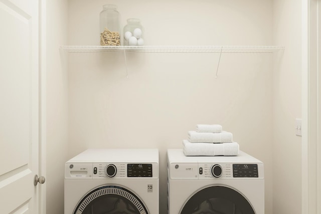 424 Wildflower Ct, Waverly, MN 55390 - laundry room with washing machine and dryer