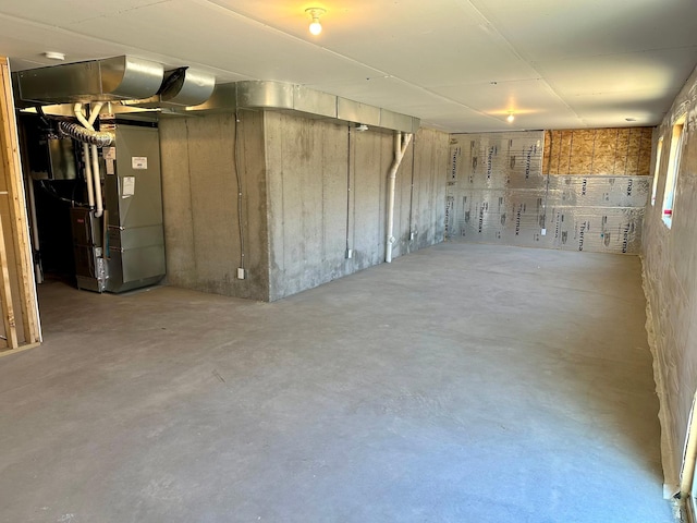 416 Tanner Dr, Waverly, MN 55390 - unfinished basement with heating unit