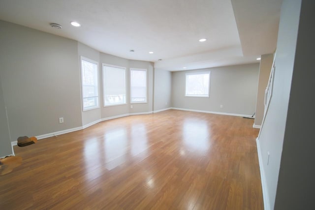 690 Western Ave N, Saint Paul, MN 55103 - spare room with light wood-style floors, recessed lighting, and a smoke detector