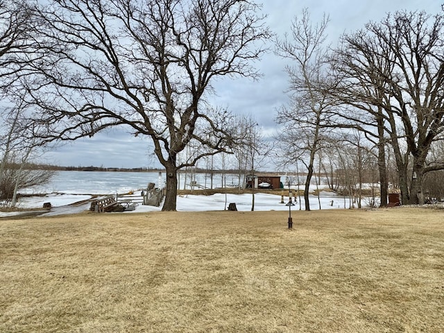 view of yard with a water view