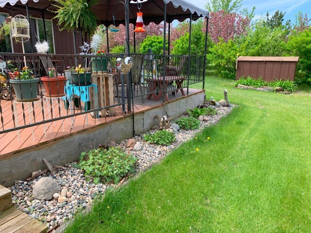 view of yard featuring a gazebo