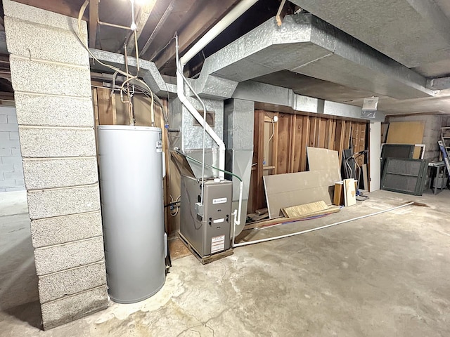 312 4th St E, Jasper, MN 56144 - unfinished basement with water heater