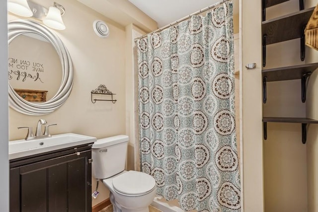 full bath featuring curtained shower, vanity, and toilet