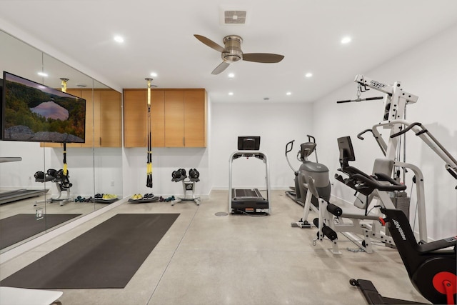 workout room with baseboards, visible vents, ceiling fan, and recessed lighting