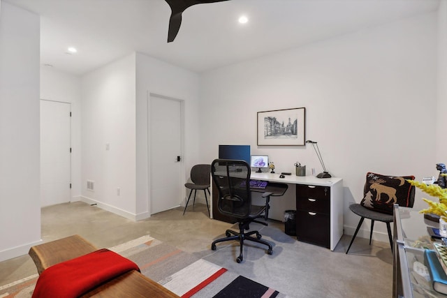 office area with baseboards, finished concrete floors, visible vents, and recessed lighting