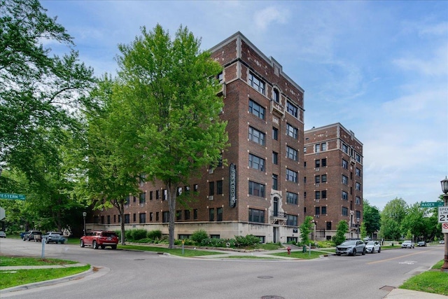 79 Western Ave N Unit 305, Saint Paul, MN 55102 - view of apartment building / complex