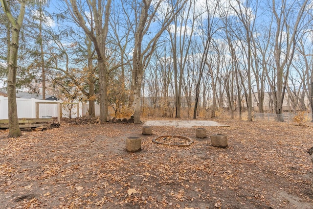 view of yard featuring fence