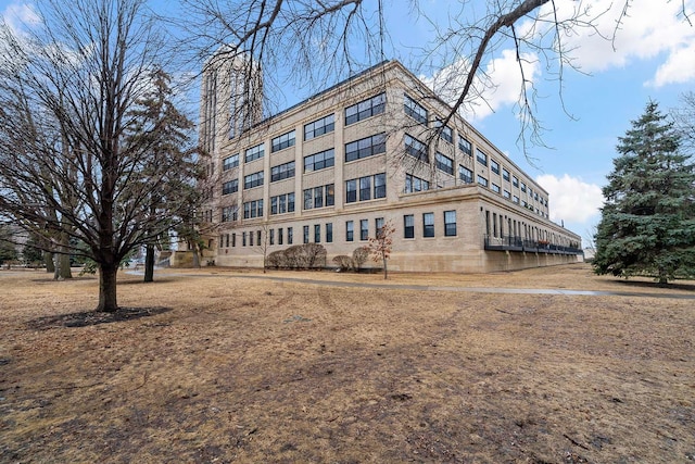 view of building exterior