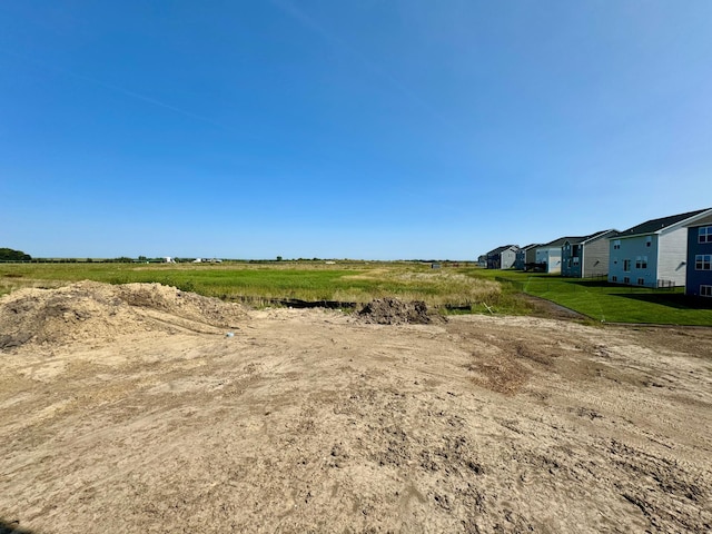 view of yard with a residential view