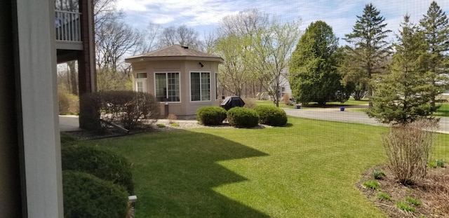 935 Ferndale St N Unit 106, Maplewood, MN 55119 - view of yard