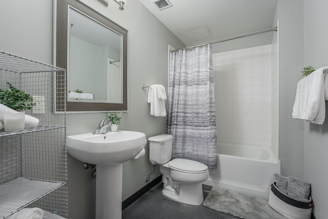 full bathroom with shower / bath combo, baseboards, visible vents, and toilet