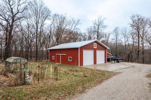 view of detached garage