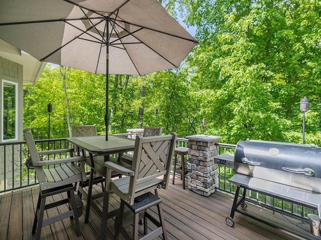 4350 Golfview Dr, Jordan, MN 55352 - deck with outdoor dining area and grilling area