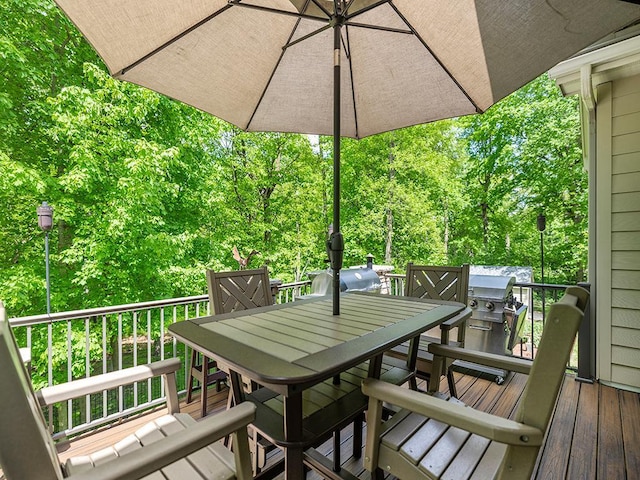 4350 Golfview Dr, Jordan, MN 55352 - wooden terrace featuring outdoor dining area