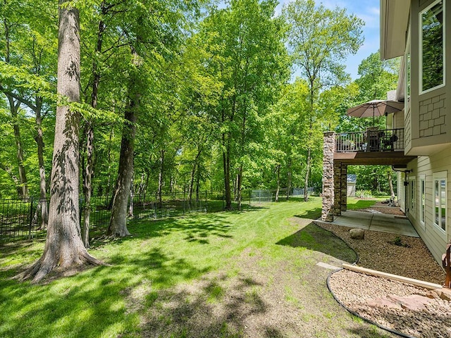 4350 Golfview Dr, Jordan, MN 55352 - view of yard featuring a deck