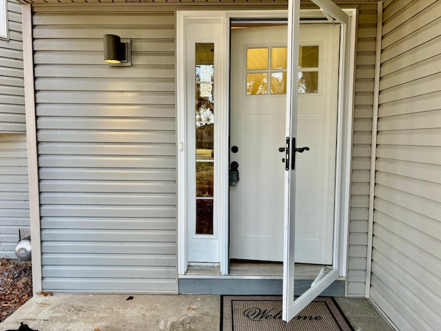 view of property entrance