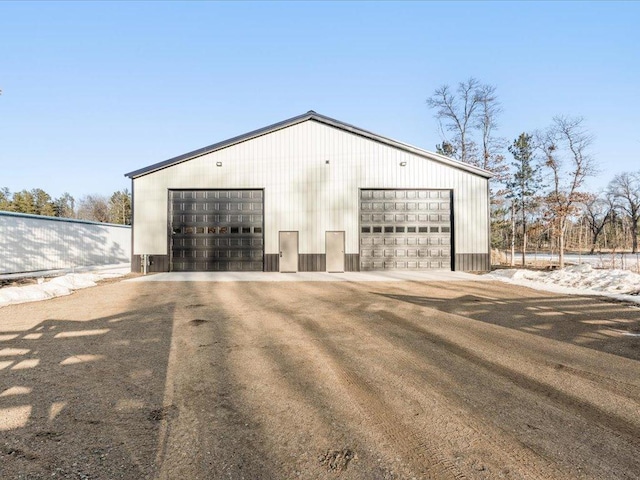 view of detached garage