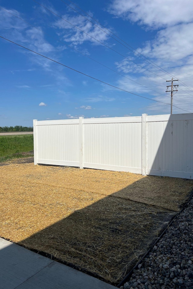 3112 Scotch Ln, Mankato, MN 56001 - view of yard