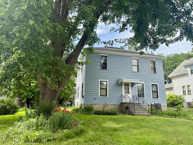 15 1st St SE, Faribault, MN 55021 - view of front of house featuring a front yard