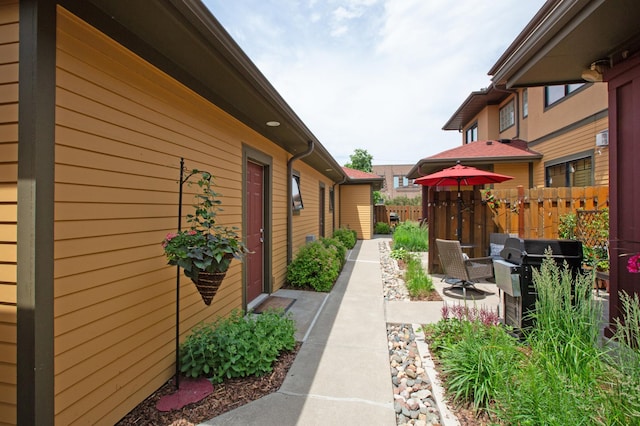 view of yard featuring a patio area and fence