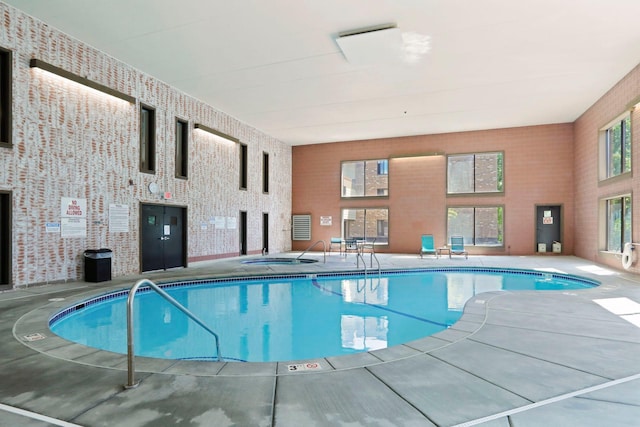 7520 Cahill Rd Unit 121A, Edina, MN 55439 - view of indoor community pool