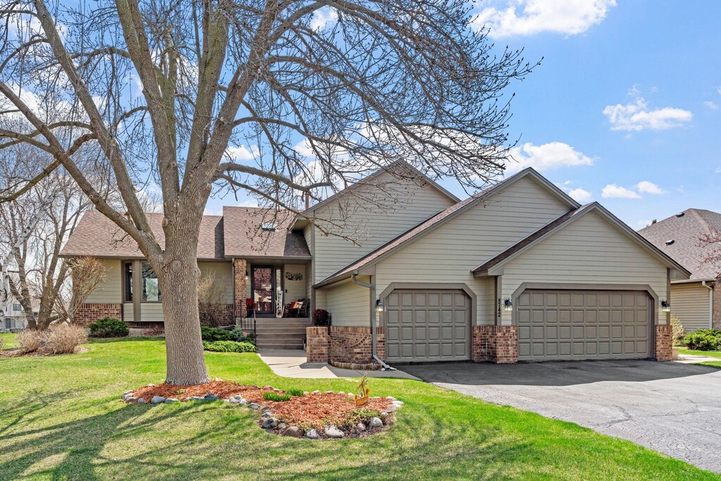 8742 Kilbirnie Ter, Brooklyn Park, MN 55443 - photo 1