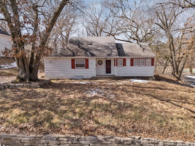 view of front of property