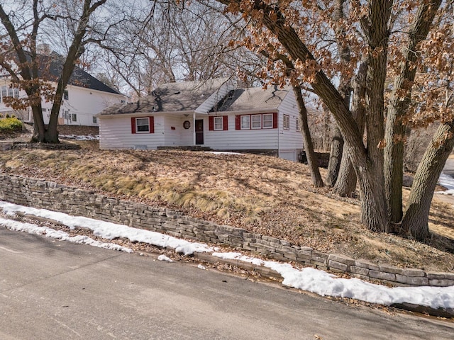 view of front of home