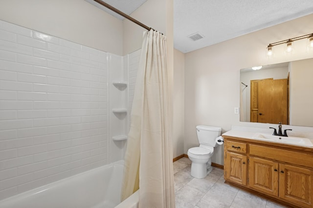 full bathroom featuring visible vents, a textured ceiling, tile patterned floors, toilet, and shower / tub combo with curtain