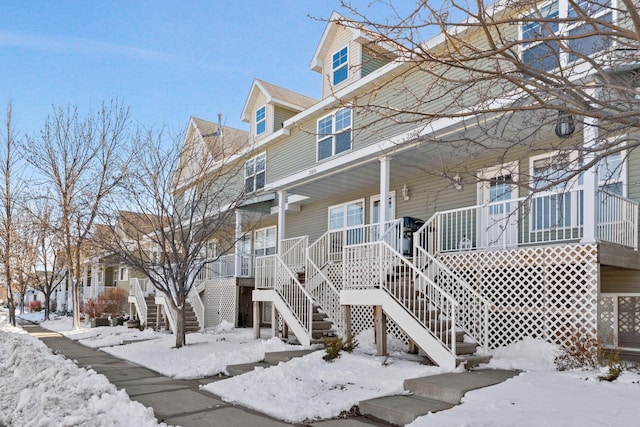 view of front of house with a porch