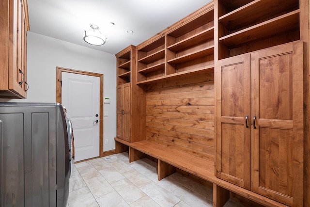 mudroom featuring washer / dryer