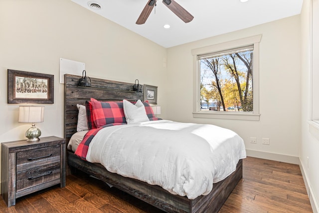 bedroom with baseboards, visible vents, ceiling fan, wood finished floors, and recessed lighting